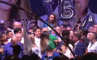 Vídeo: em convenção do MDB, ex-governador do DF tenta agredir ex-secretário: 'vagabundo'