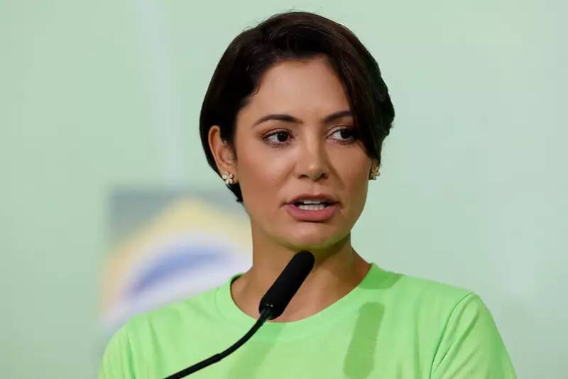 Michelle diz que Planalto era 'lugar consagrado a demônios' antes da posse de Bolsonaro