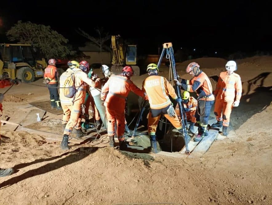Garoto morre em buraco-Garoto morre