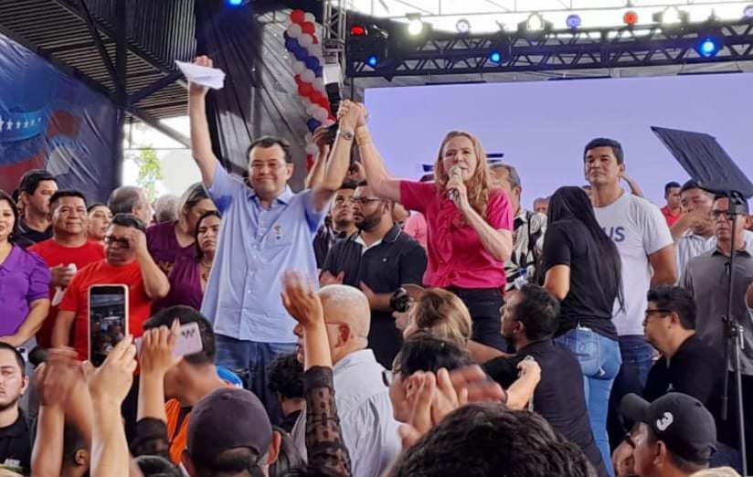 Eduardo Braga faz palanque para Lula e chama Amazonino de ‘grande amigo’ em convenção