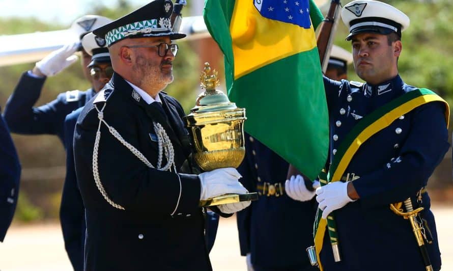 Emprestado para bicentenário, coração de D. Pedro I chega ao Brasil