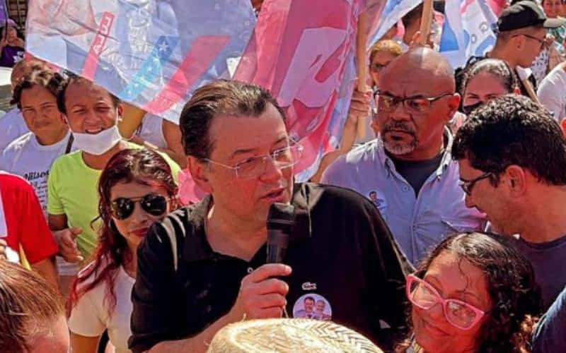 Em baixa nas pesquisas, Eduardo Braga dá solução para reverter rejeição