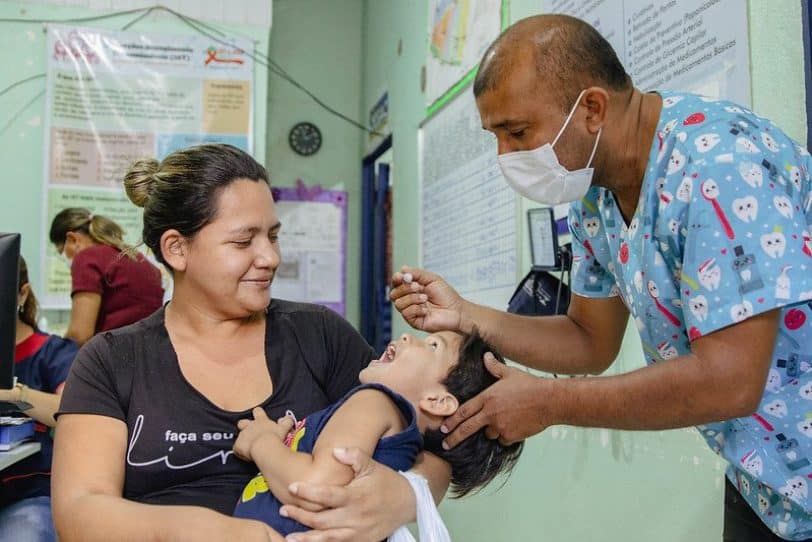Manaus abre vacinação nas ‘casinhas’ para facilitar acesso de crianças e adolescentes