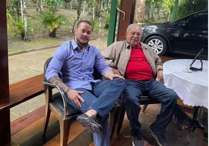 Adail Filho nega apoio a Amazonino Mendes na reta final da campanha eleitoral