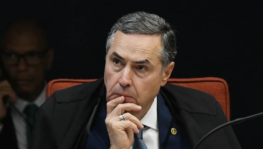 Após vetar lei, Barroso diz que está 'empenhado' em manter o piso salarial da enfermagem