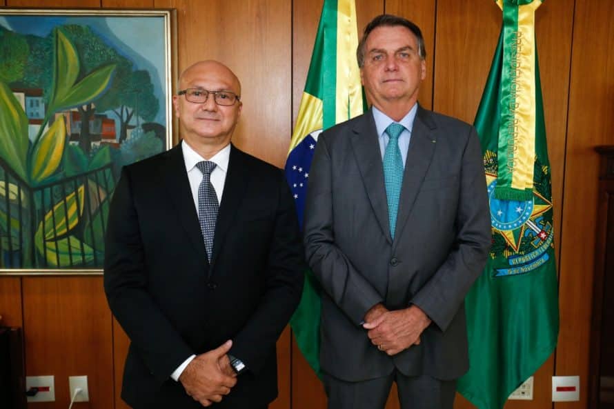Bolsonaro vem ao Amazonas-Menezes