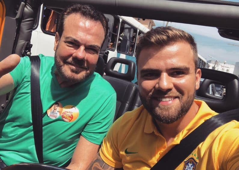 Filho de Henrique Oliveira renuncia candidatura