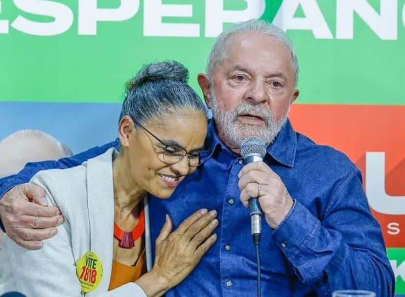 Após críticas, Marina Silva declara apoio a Lula e nega afastamento pessoal