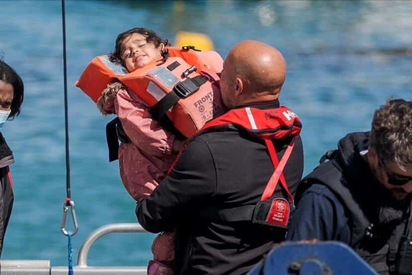 Em apenas 24 horas, quase 190 imigrantes são resgatados no Canal da Mancha