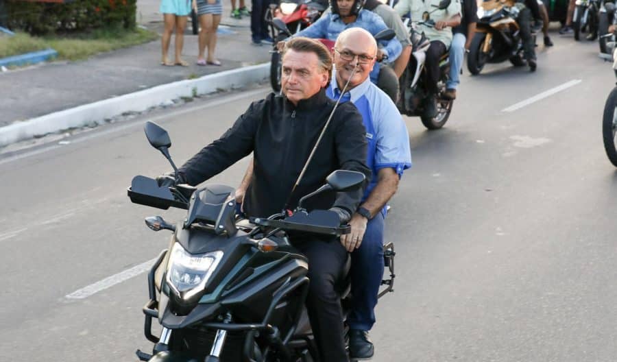 Bolsonaro e Coronel Menezes