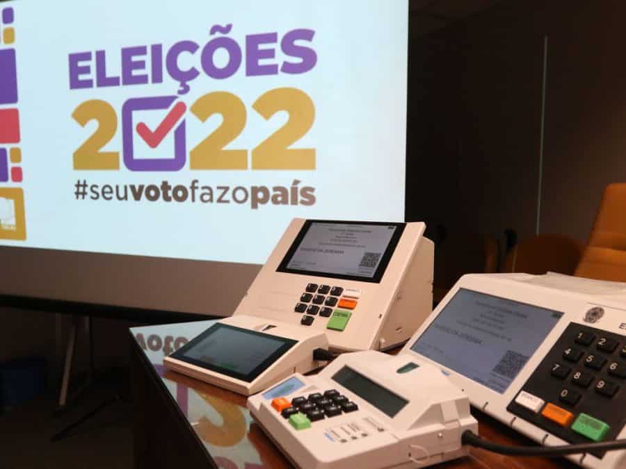 Inicia apuração para eleição de presidente e 12 governadores; veja
