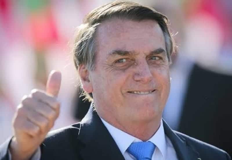 NFL faz post nas redes sociais com número '22' e Bolsonaro agradece