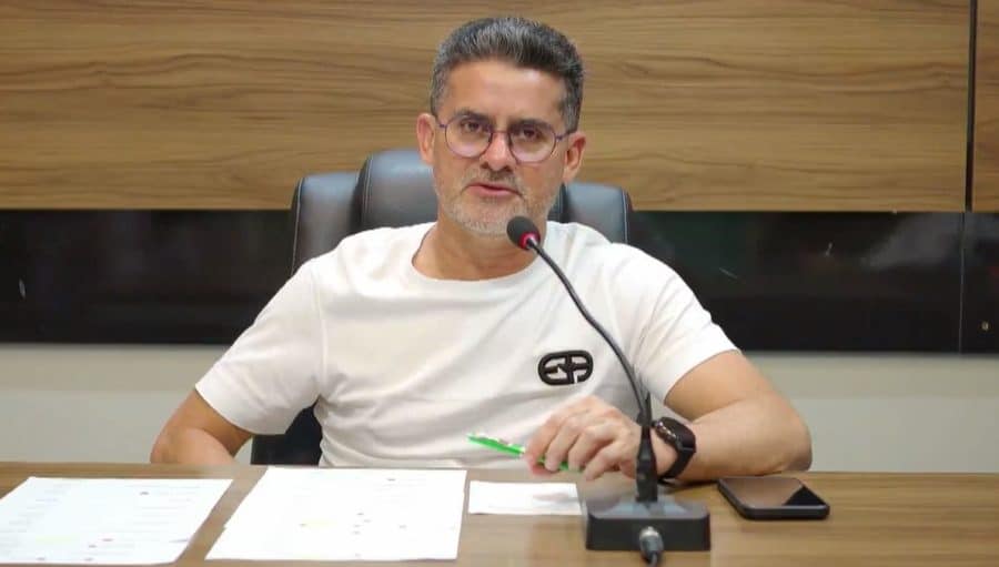 David Almeida reafirma apoio a Wilson Lima e vai buscar diálogo com Bolsonaro
