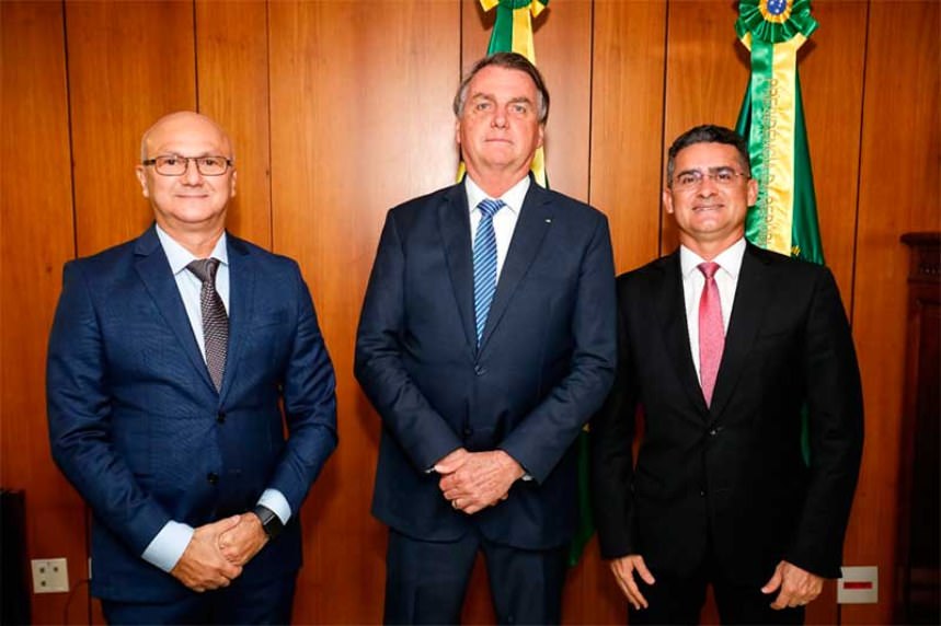 Menezes coloca reeleição de Bolsonaro acima de suas diferenças com David Almeida
