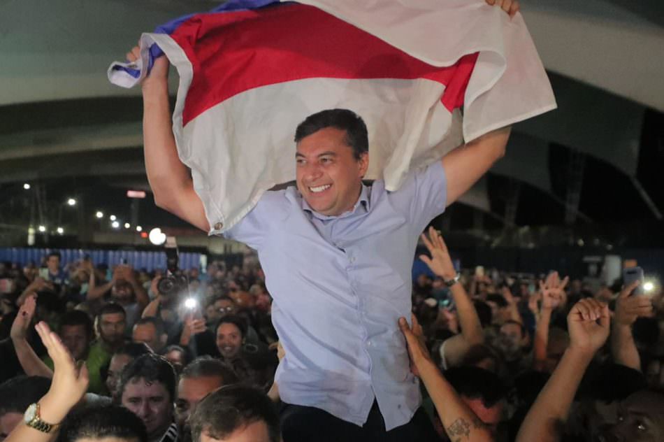 Pesquisa aponta Wilson Lima com 16% de votos válidos à frente de Eduardo Braga