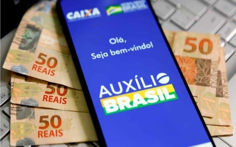 Pagamento de Auxílio Gás e Auxílio Brasil é antecipado para esta terça-feira