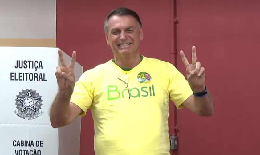 Bolsonaro vota no Rio de Janeiro: ‘expectativa de vitória’