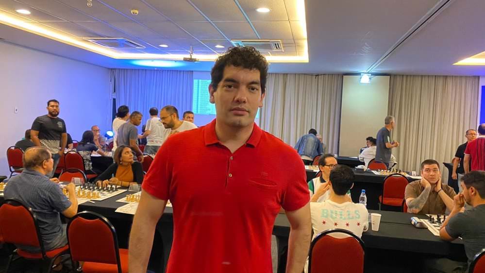 Campeonato internacional Chess Open recebe maior jogador da América Latina na estreia em Manaus