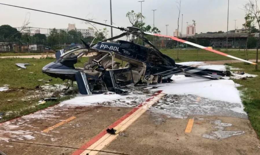 Queda de helicóptero deixa duas pessoas feridas em São Paulo