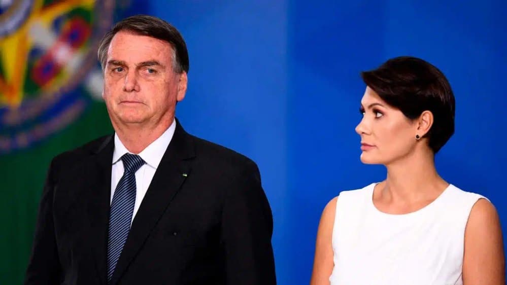 Após derrota, Bolsonaro e Michelle deixam de se seguir no Instagram