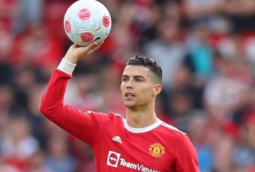 Manchester United e Cristiano Ronaldo rescindem contrato
