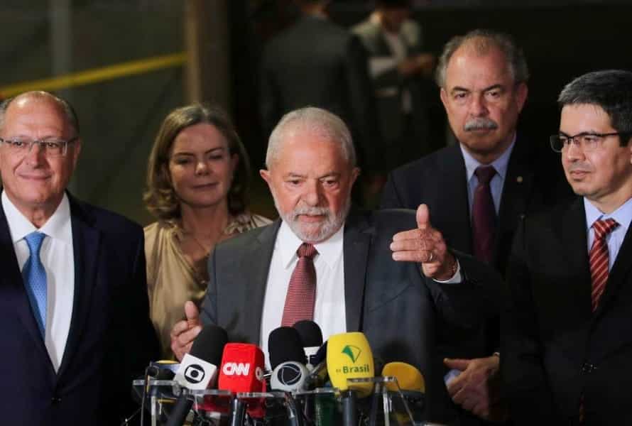 O presidente eleito Luiza Inácio Lula da Silva (PT), visitou Brasília pela primeira vez após as eleições