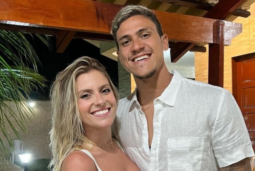 O jogador de 25 anos, aproveito o importante momento para pedir a namorada em casamento