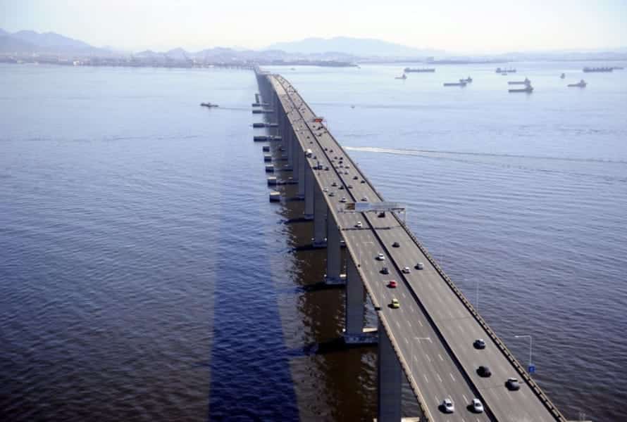 Concessionária descarta que estrutura da ponte Rio-Niterói foi afetada após colisão