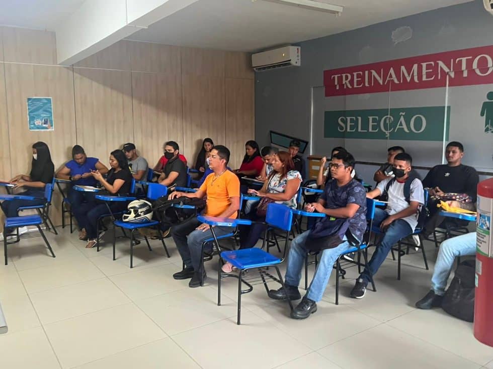Sine Manaus oferta 453 vagas de emprego nesta segunda-feira
