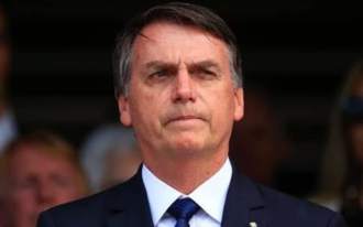 Bolsonaro lamenta morte de Bento XVI