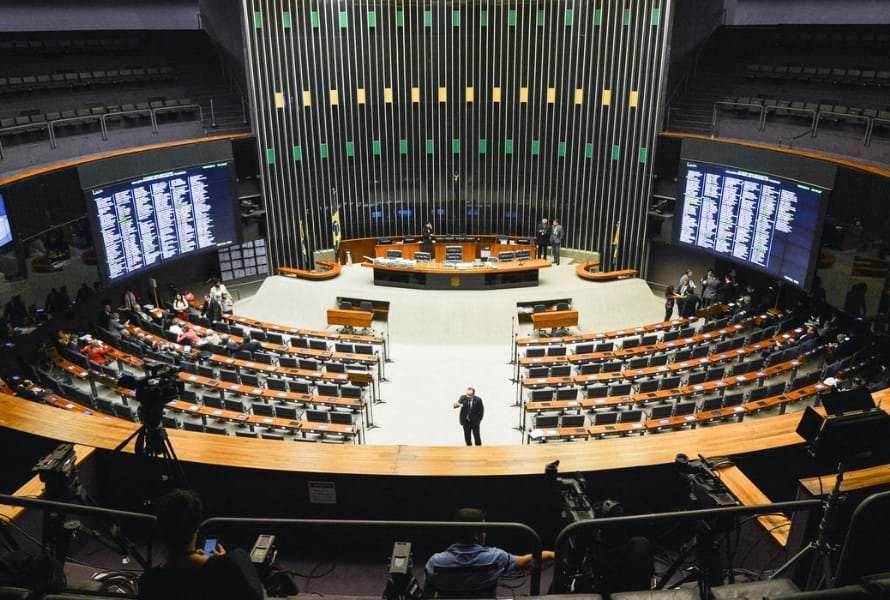 PEC da Transição será votada em Plenário da Câmara nesta terça-feira