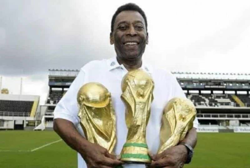 Em homenagem a Pelé, Conmebol propõe substituir estrelas por corações no uniforme da seleção