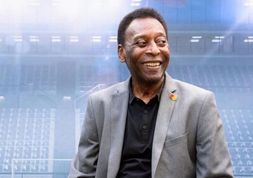 Pelé tem ‘progressão’ em doença e permanece internado até o Natal