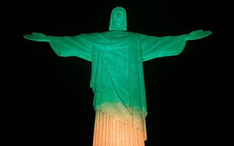Cristo Redentor terá iluminação nas cores do Brasil em homenagem a Pelé