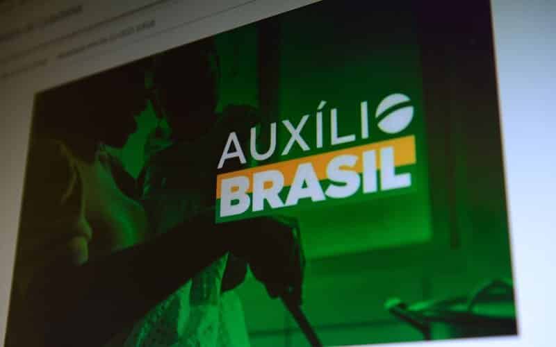 Auxílio Brasil é pago a beneficiários com NIS final 7 nesta terça-feira
