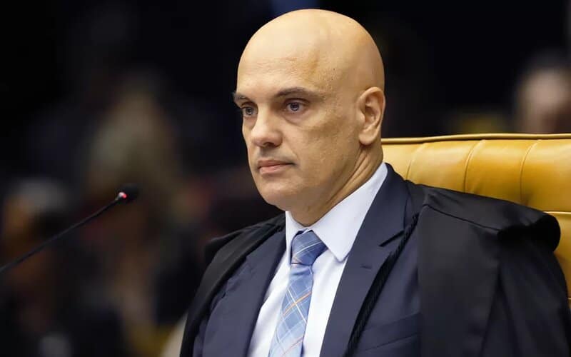 Regulamentação das redes sociais é ‘em defesa da democracia’, diz Moraes