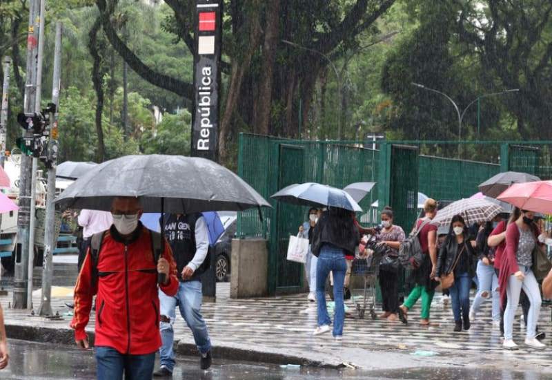 Chegada do verão traz chuva acima da média em quase todo o país