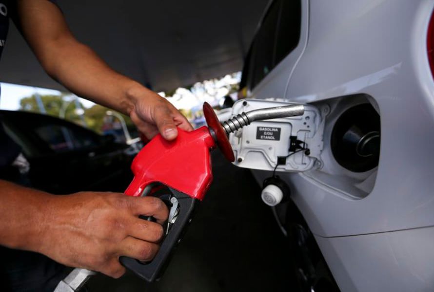 Petrobras reduz preços da gasolina e do diesel para as distribuidoras
