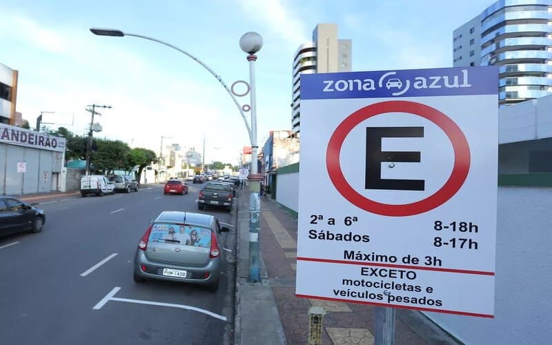 Justiça suspende reajuste de tarifa do estacionamento Zona Azul