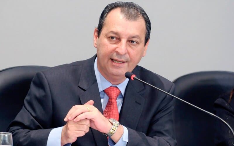 O senador Omar Aziz (PSD-AM) afirmou nesta quinta-feira (1º) que o projeto do marco temporal não deve ser aprovado no Senado