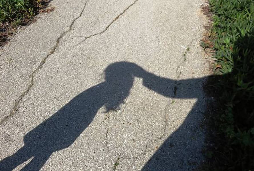 Menina de 10 anos é abusada pelo companheiro da avó
