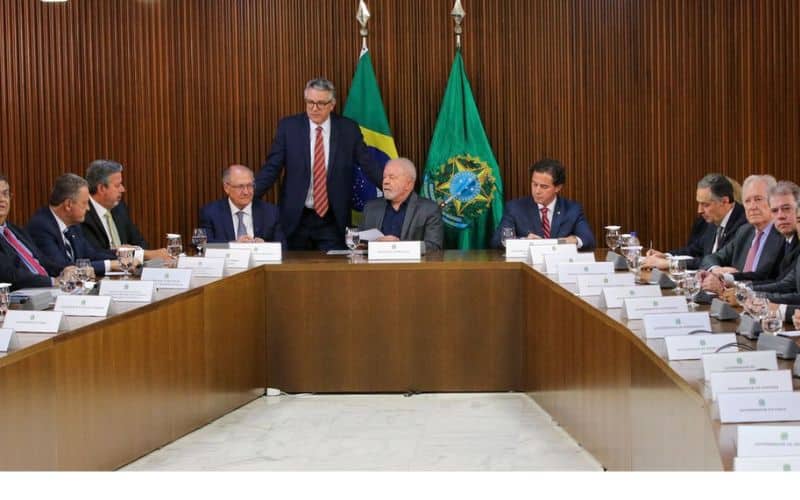 Lula está reunido com governadores de todo o país nesta sexta-feira