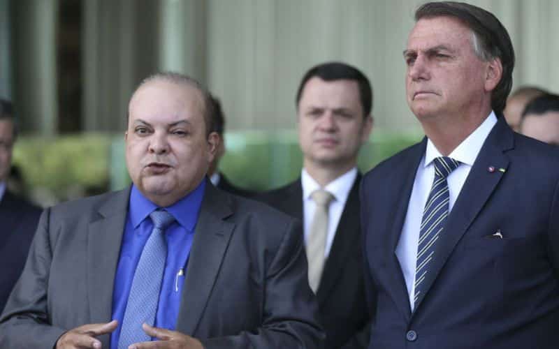 Moraes manda investigar conivência de autoridades em atos golpistas