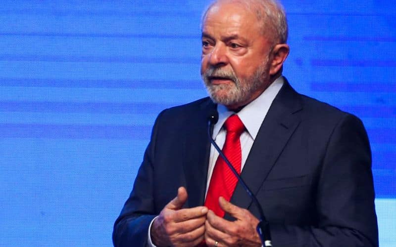 Lula dispensa 40 militares que atuavam no Palácio da Alvorada