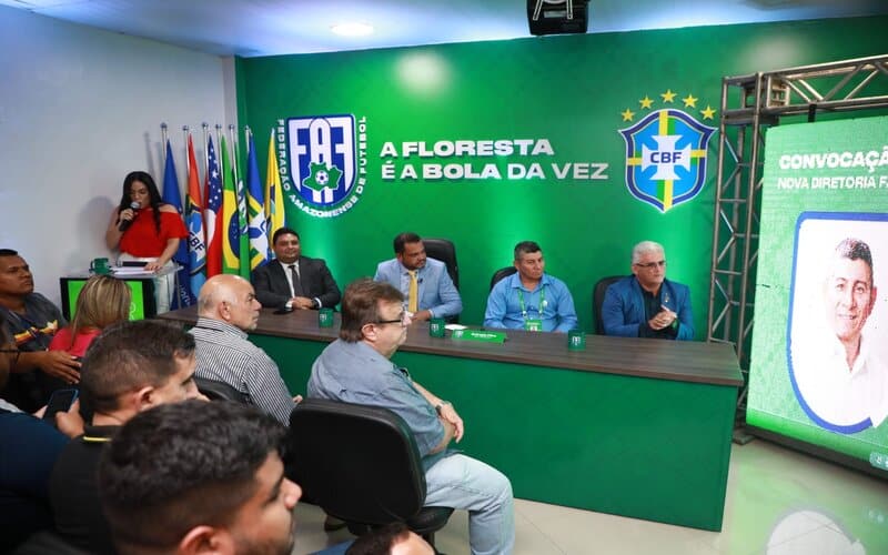 Caio André garante apoio ao futebol manauara durante posse da FAF