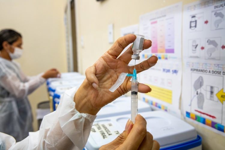 Semsa alerta sobre vacinação de crianças contra a febre amarela