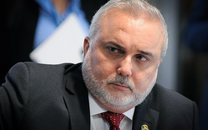 ‘Refinarias estão seguras’, garante futuro presidente da Petrobras