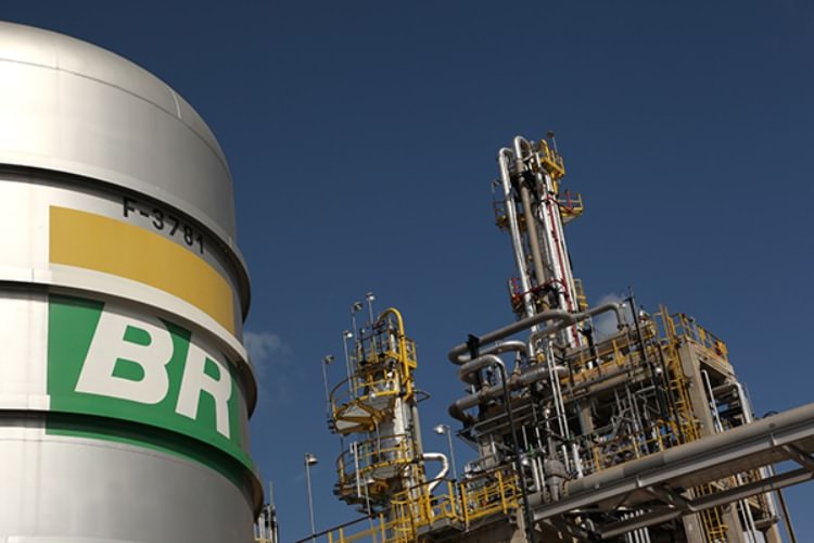 Petrobras anuncia redução de 11,1% no preço do gás natural