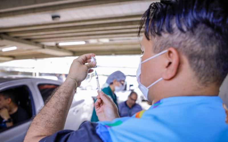 Postos de vacinação em Manaus voltam a oferecer a vacina CoronaVac