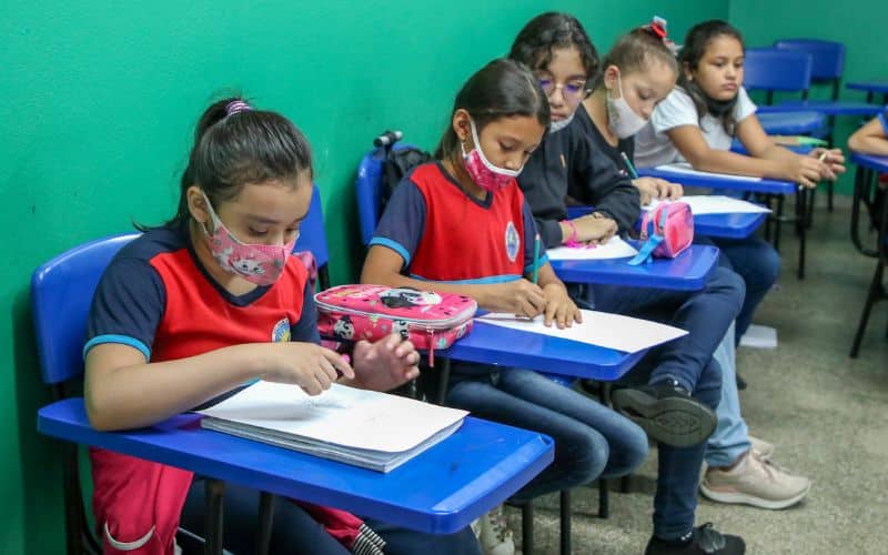 Escolas municipais de Manaus abrem 74.651 novas vagas em 2023